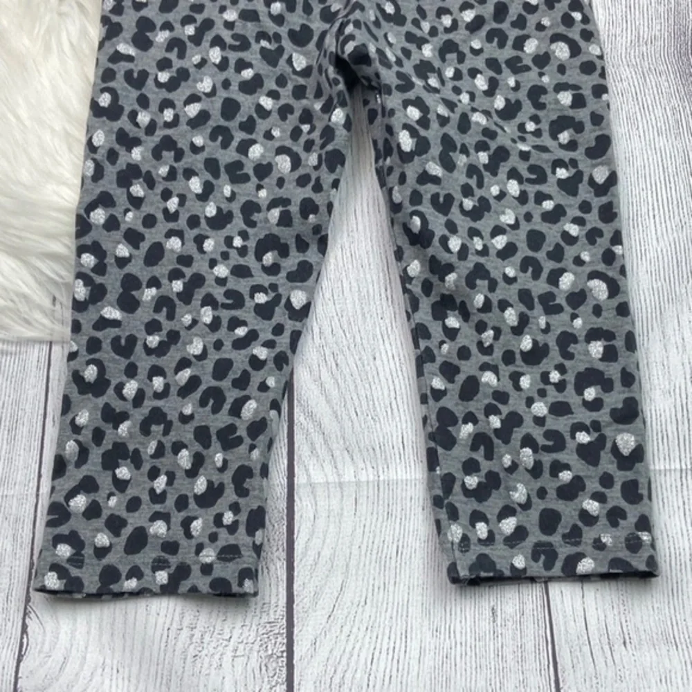 The Childrens Place Capri Legging Pants Girls Size S Leopard Print Gray Black